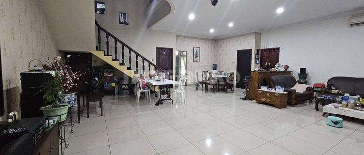 Rumah 2 Lantai Lantai Plong Siap Huni Taman Aries 1