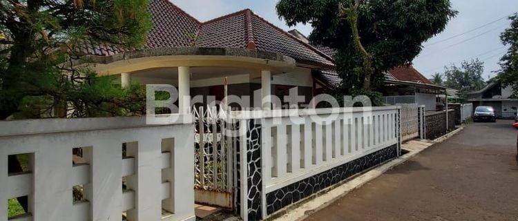 Dijual Cepat  Rumah Luas Model Klasik  Samping Korem Badak Putih Kota Bogor 1