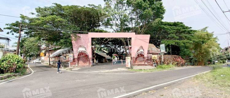 Tempat Usaha Dan Rekreasi Luas Daerah Tlogomas, Row Jalan Lebar 1