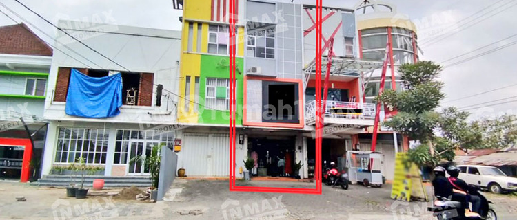 Strategic 3-Storey Shophouse in Ciliwung (cil_ev) 1