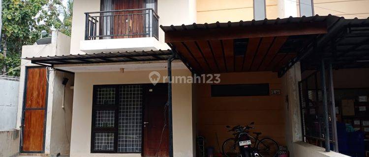 JUAL RUGI RUMAH DESAIN MODERN 2 LANTAI DI KASIHAN BANTUL 1