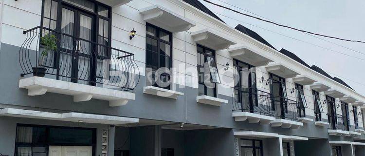 Rumah Mewah Minimalis  2 lantai  1