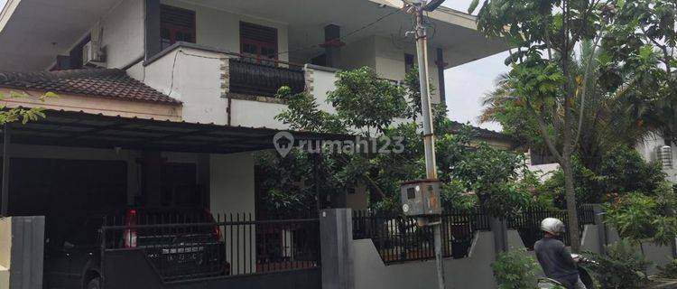 Dijual Rumah Hook Mewah Dan Strategis di Medan Sunggal 1