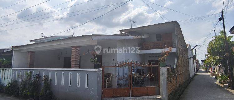 Disewa Rumah Luas Posisi Hook Murah dan Strategis di Kota Medan 1