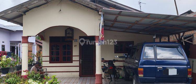 Dijual Rumah Luas Nyaman, Asri Dan Siap Huni di Hamparan Perak 1