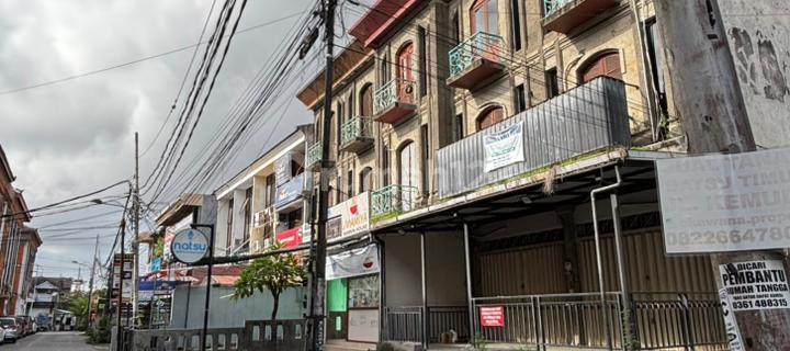 3-Story Shop House in West Denpasar City Center 1