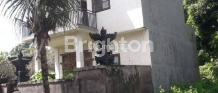 RUMAH SEMI VILLA BERLOKASI DI PERUMAHAN PURI GADING JIMBARAN 1