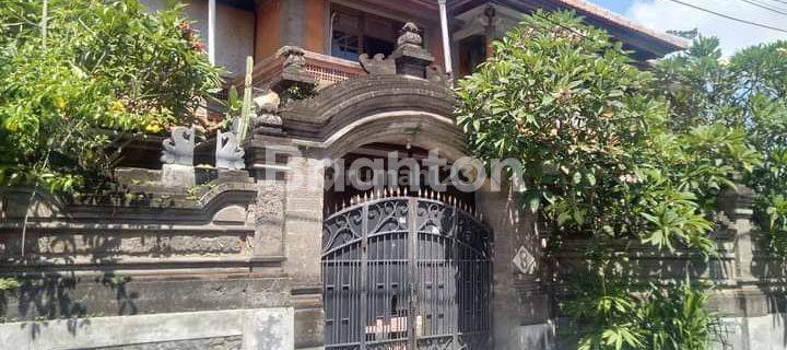 RUMAH 2 LANTAI DI TENGAH KOTA DENPASAR AREA UBUNG 1