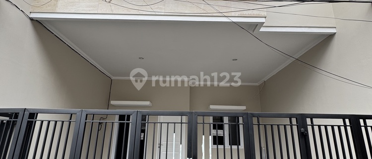 New 2-Storey House, 6 Meters Wide in Tanjung Duren, Move-In Ready House 1