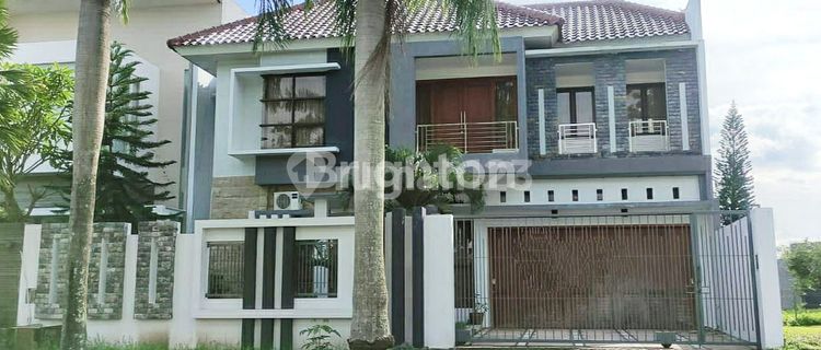 FAMILY HOUSE NEGOTIABLE SEMI-FURNISHED IN ARAYA MALANG CITY 1