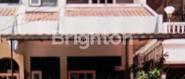 Rumah sekaligus kantor di tengah pusat kota Palembang  1
