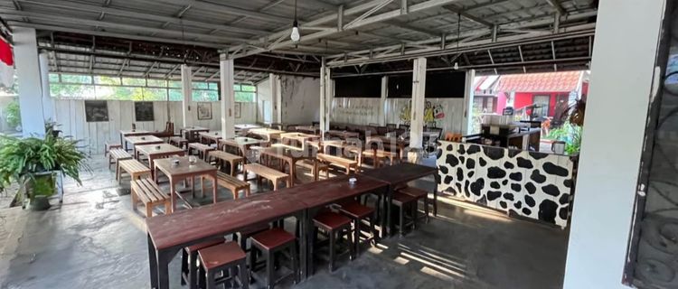 Commercial Space Plus House in the Undip Tembalang Area 1