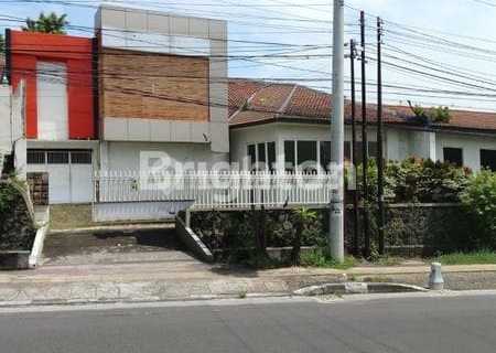 Rumah Luas Strategis Di Pamularsih Tengah Kota Semarang 1