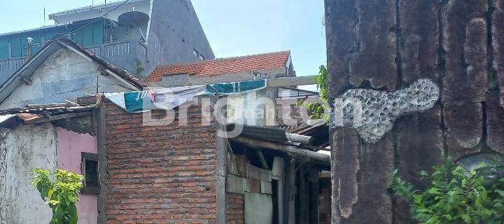 Dijual  Rumah Lama + Tanah Ditengah Kota 1