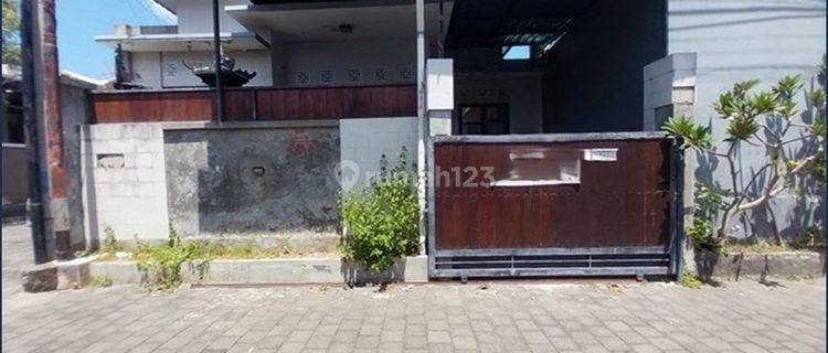 Rumah Dijual di Kuta 1