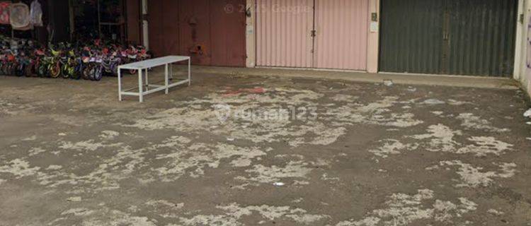 Ruko Exclusive Untuk Kuliner Di Jalan Dr. Ratna 1
