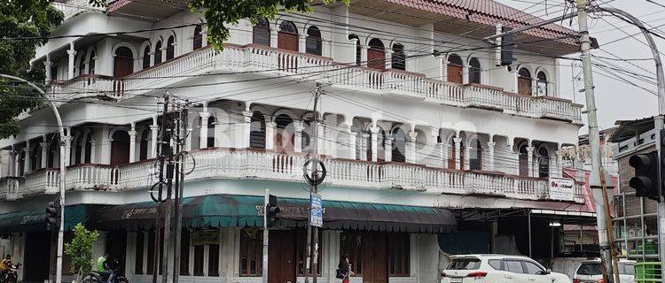 Gedung Siap Pakai Tengah Kota Pekanbaru 1