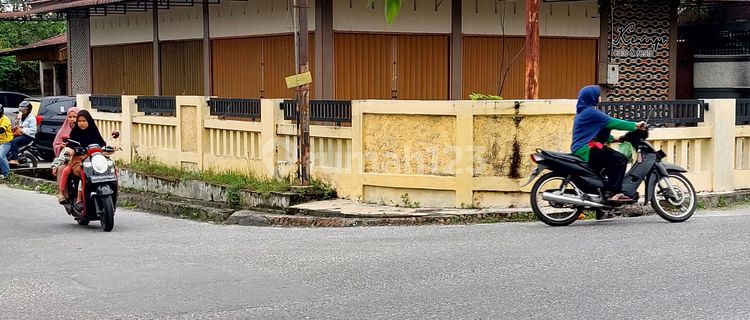Rumah Hook Strategis Dekat Ciputra Pekanbaru 1