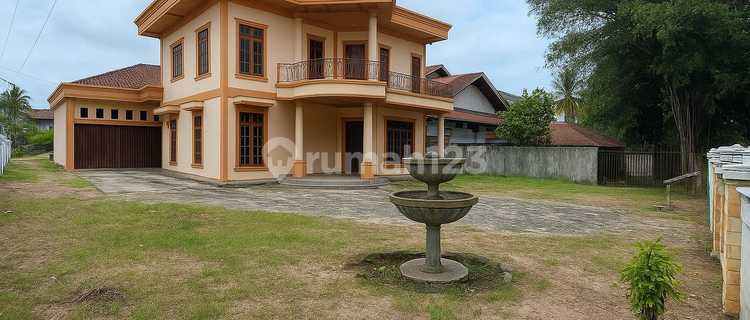 Dijual Rumah Mewah Di Jalan Teuku Umar – Lokasi Strategis & Bergengsi 1