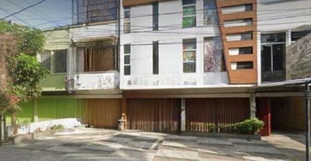 Premium Triple-Door Attached Shop-House in Pekanbaru City Center, Near Mall & Bank 1