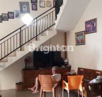 Rumah 2 Lantai Lokasi Strategis Dekat Jalan Raya Pemuda Semarang 1