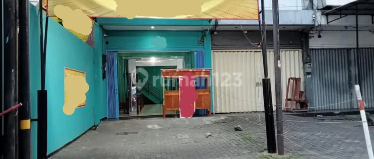 For Sale 3-Storey Shop House in Strategic Location Suitable for Culinary Food Business 1