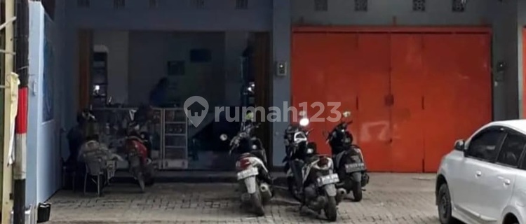Ruko 2 Lantai Strategis Siap Pakai Lokasi Ramai Penduduk 1