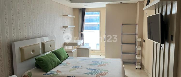 Luxury Apartment Louis Kienne Pandanaran Fully Furnished City Center 1
