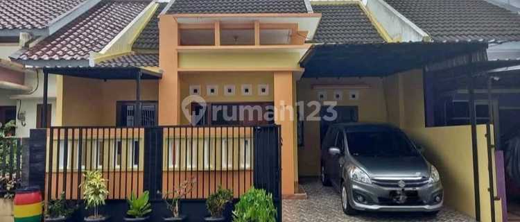 Rumah Dikontrakan Cluster One Gate System, Semi Furnished 1