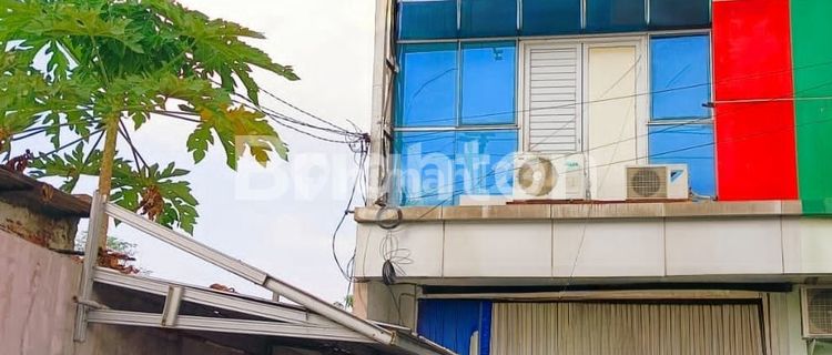 RUKO 3 LANTAI STRATEGIS SIAP PAKAI DI RAYA GAJAH  1
