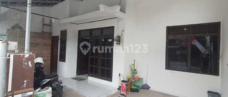 Dijual Rumah Cluster One Gate System di Pedurungan Semarang Timur 1
