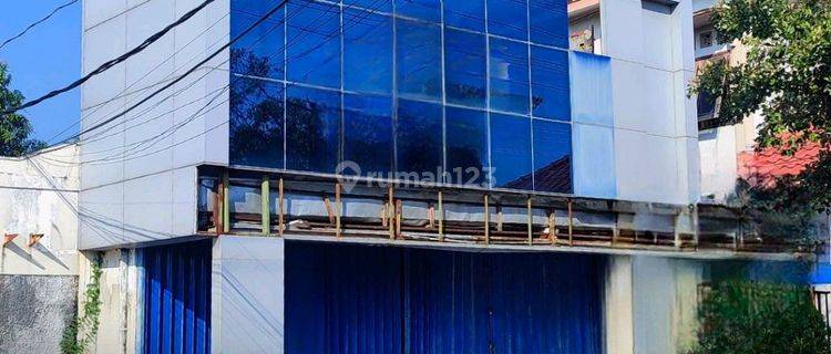 Rumah Kantor Di Jalan Utama Kendal 1