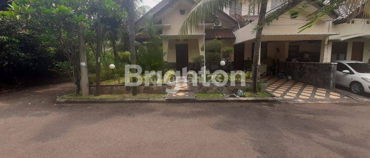 RUMAH ASRI DAN STRATEGIS DI PESONA KHAYANGAN JUANDA 1
