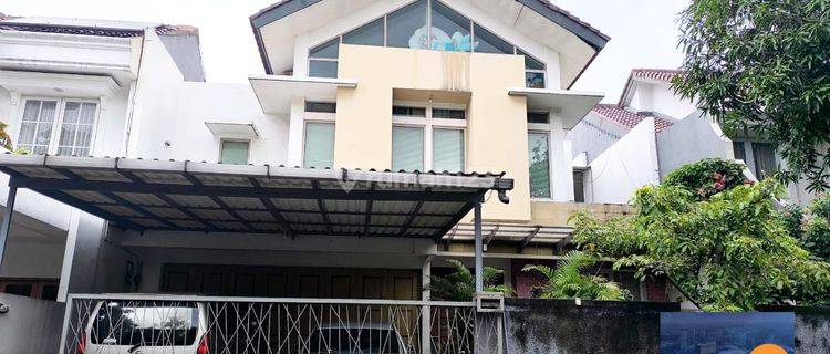 Di Jual Rumah 2 Lantai Semi Furnish di Raffles Hills Cibubur 1