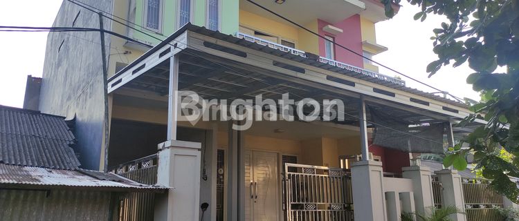RUMAH MEWAH DAN MURAH 2 LANTAI DI PERUMAHAN BENGKURING KOTA SAMARINDA 1
