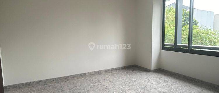 Dijual Rumah Sutera Narada Nykka Alam Sutera Siap Huni 1