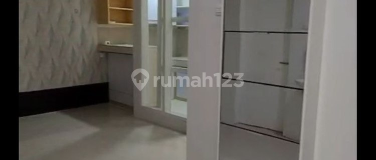 Semi-Furnished Aesthetic House in Adipura, Safe from Floods, Well-Maintained 1