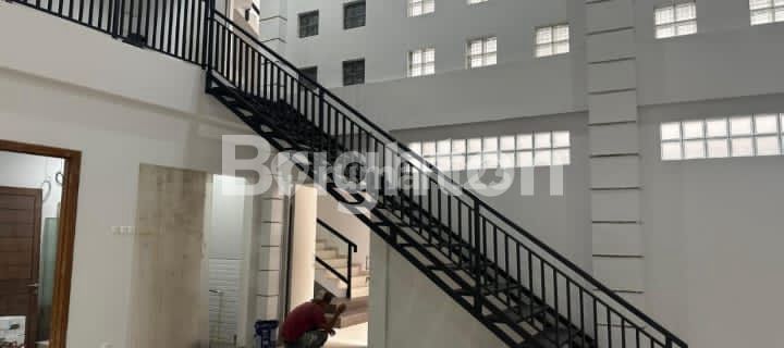 SHOPHOUSE IN THE HEART OF TASIKMALAYA CITY BUSINESS DISTRICT. HIGHLY STRATEGIC LOCATION. 1