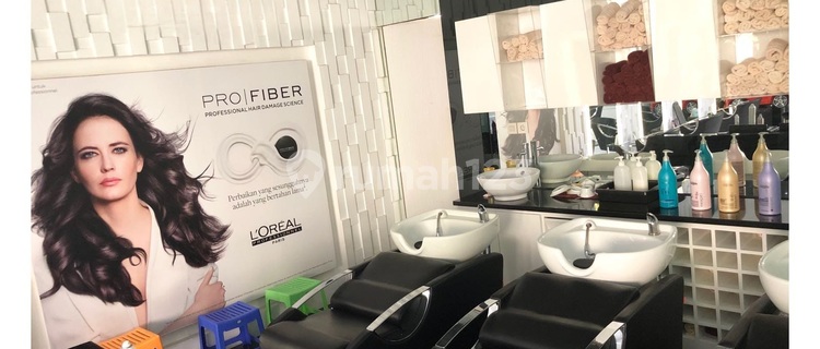 Disewakan Ruang Usaha Siap Pakai Di Daerah Simpang Lima 1