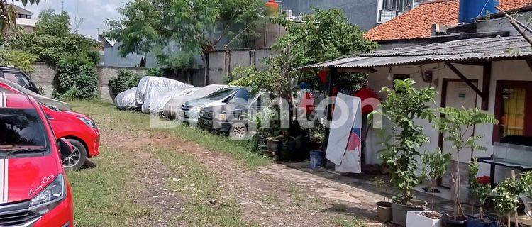 TANAH 681 m² STRATEGIS PURI KEMBANGAN 1