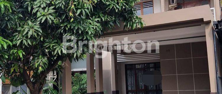 Rumah  cantik asri Surapati Core Padasuka Bandung 1