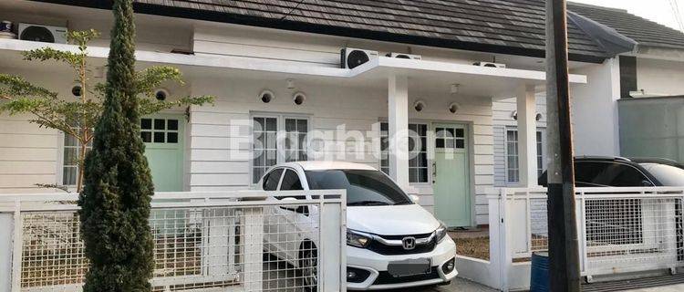 Rumah cantik asri full furnished  lokasi Ciganitri Indah Residence Bandung 1