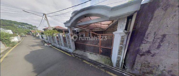 Dijual Rumah Terawat Dua Lantai Dekat Dengan Alun Alun Cimahi 1