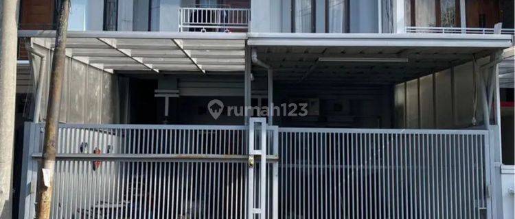 Dijual Rumah Bagus Dua Lantai Cluster Duta Graha Regency Manjahlega 1