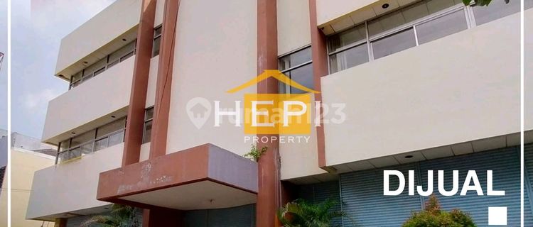 2-Storey Building on Imam Bonjol Street, Central Semarang 1