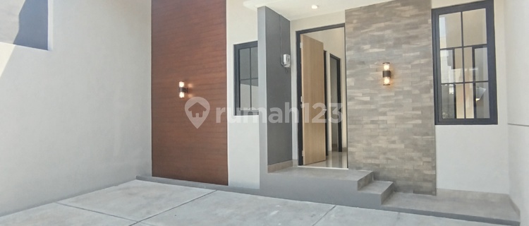 Rumah Baru Keluarga Muda Di Tanah Mas, Semarang Utara 1