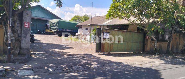 WAREHOUSE ON THE SIDE OF BATUBULAN MAIN ROAD