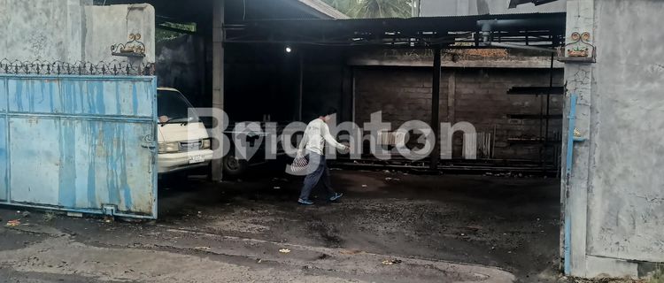 LAHAN PINGGIR JALAN 1