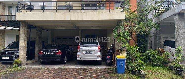 Rumah Di Delatinos Cluster Centro Havana Dekat Stasiun Rawa Buntu 1