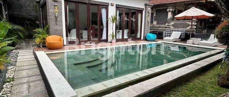 VILLA IN BY PASS NGURAH RAI KEDONGANAN 1